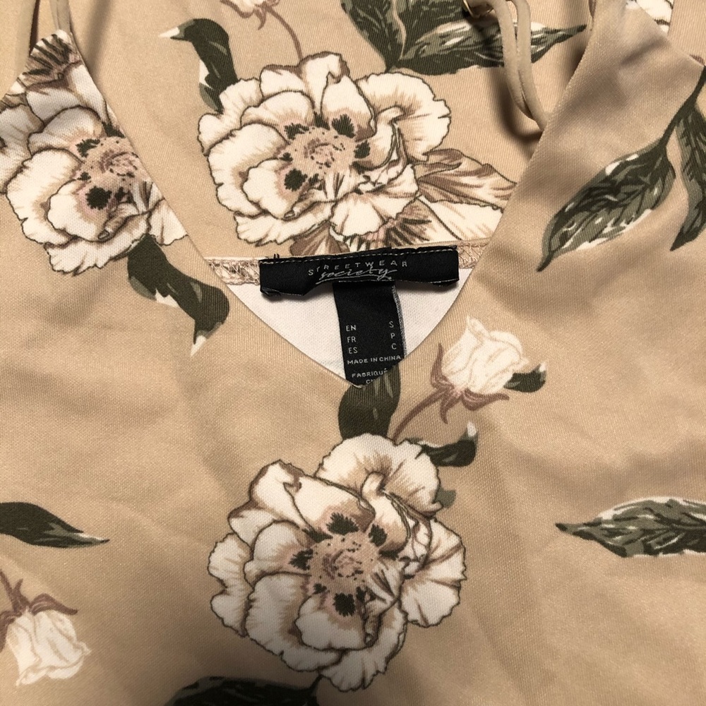Spring/ Summer dress - Picture 4 of 4